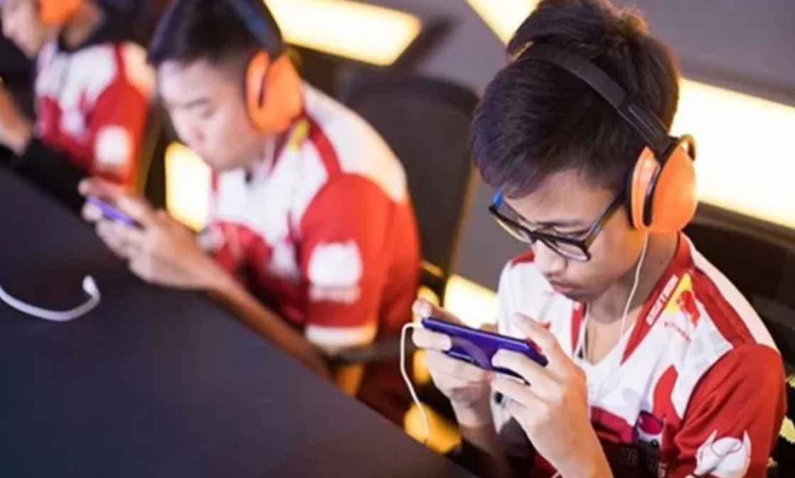 Panduan Menjadi Pro Player 2025 Langkah dan Tips